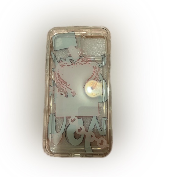 iPhone 11 ProMax Graffiti Art With Heart Print Clear Phone Case NWOT - Picture 3 of 6